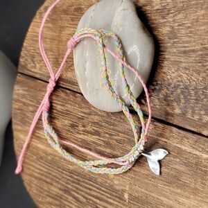 B2709‎ sterling mermaid tail fin pastel woven bracelet twine pink blue green